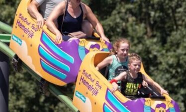 Dumo neemt je mee naar BillyBird park Hemelrijk.